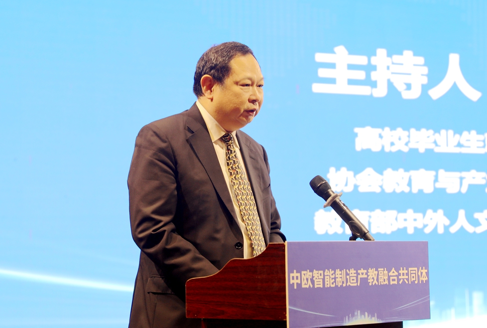 杨晓春 杨晓春