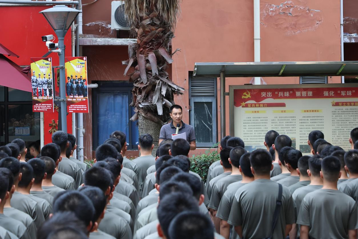 图片2 图片2